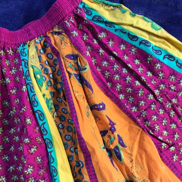 Colorful Pattern Skirt - Picture 2 of 3